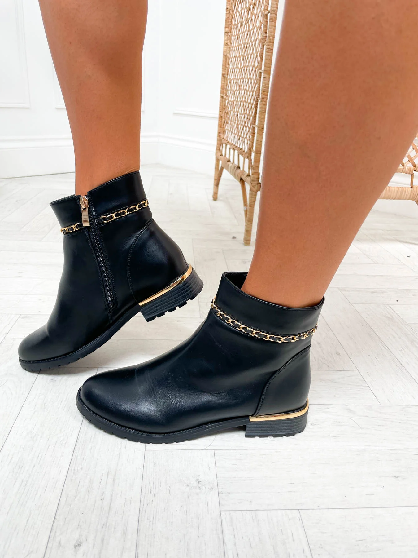 Jo Boot