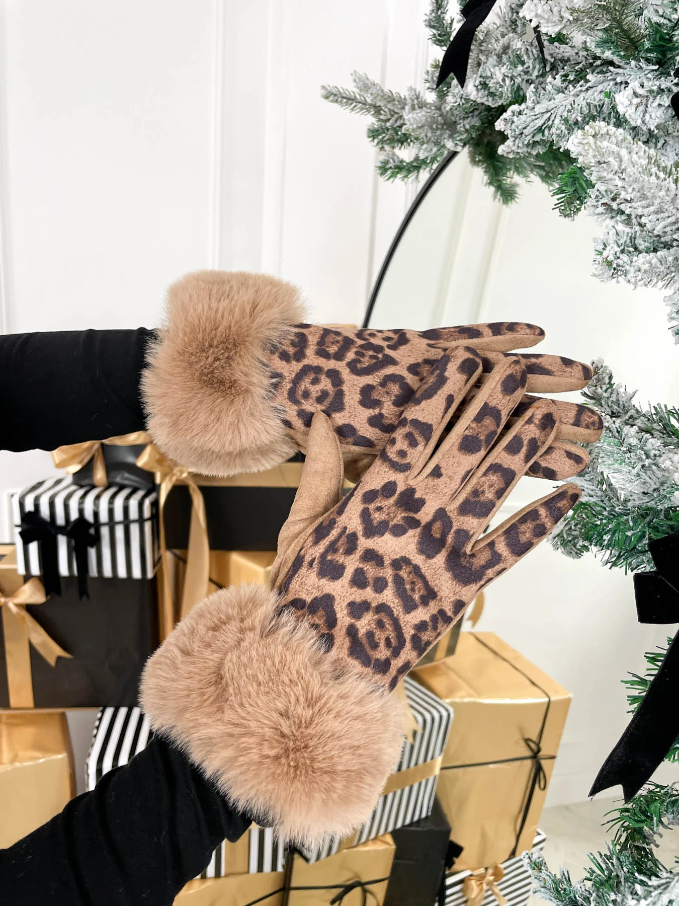 Ava Glove - Beige Leopard Print