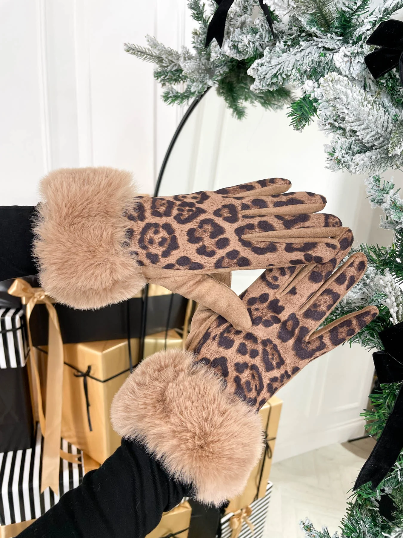 Ava Glove - Beige Leopard Print - Image 3