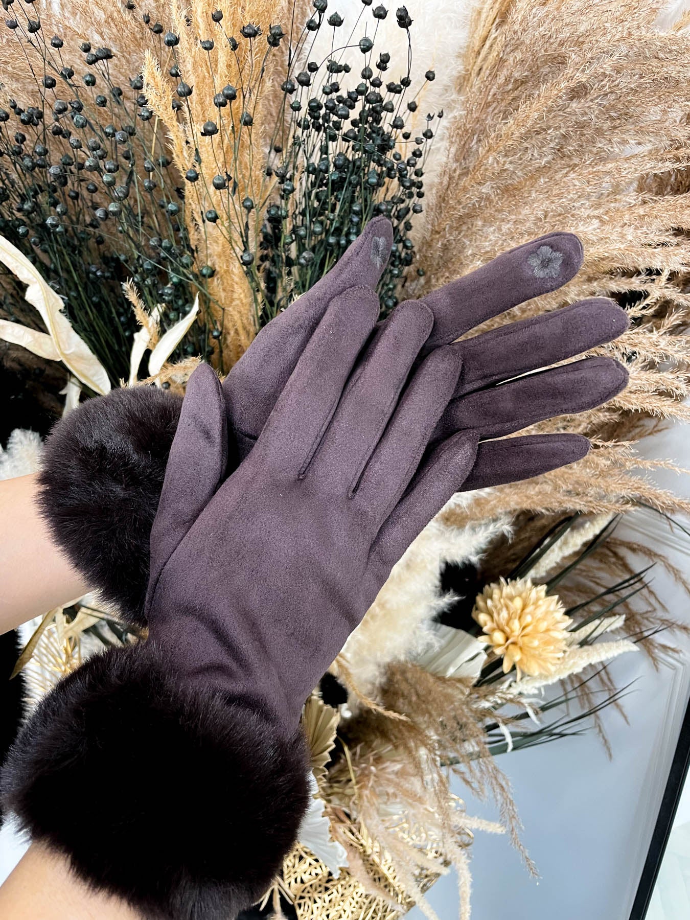 Ava Gloves -Brown - Image 2