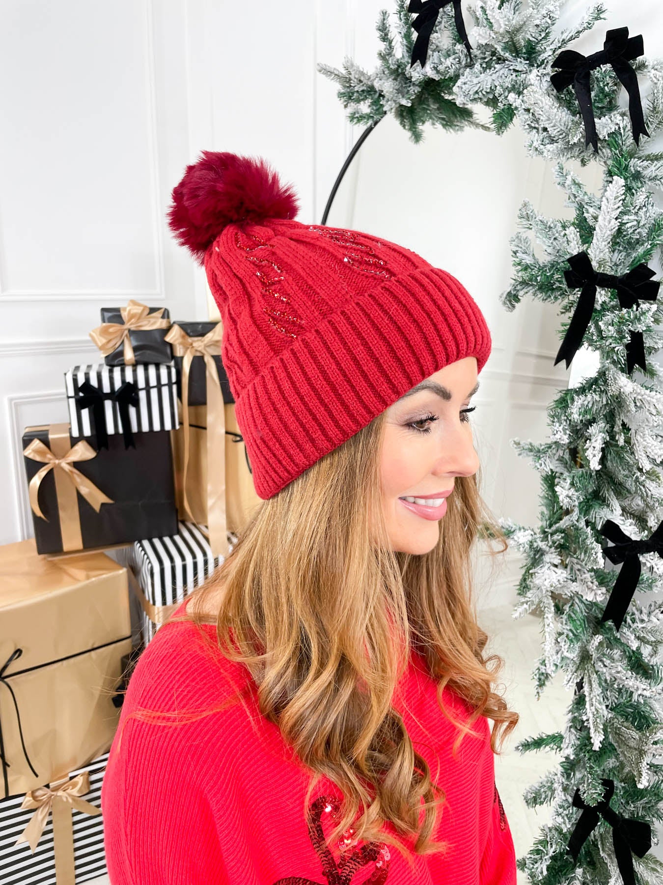 Brair Bobble Hat - Red - Image 2