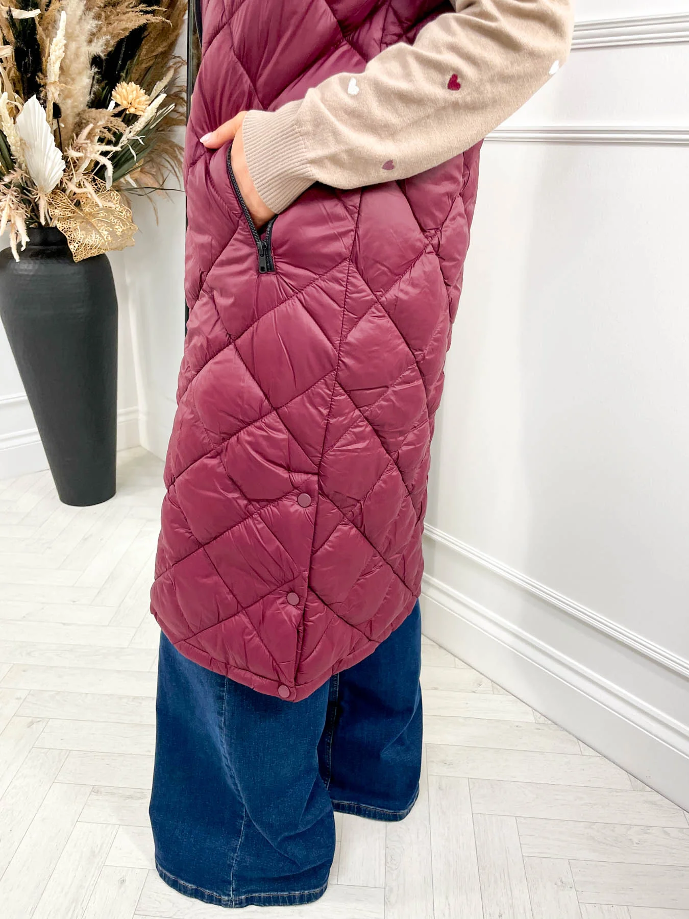 Coffee Run Gilet - Burgundy - Image 6