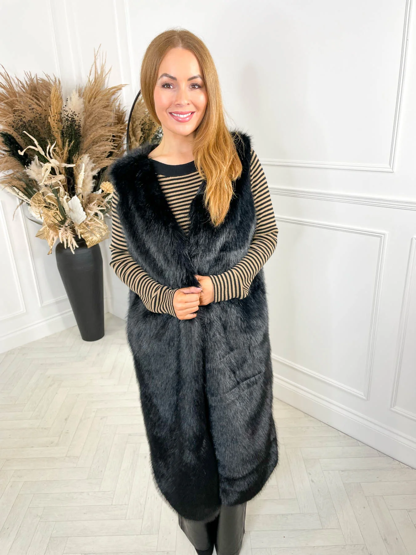 Florence Gilet - Black - Image 6