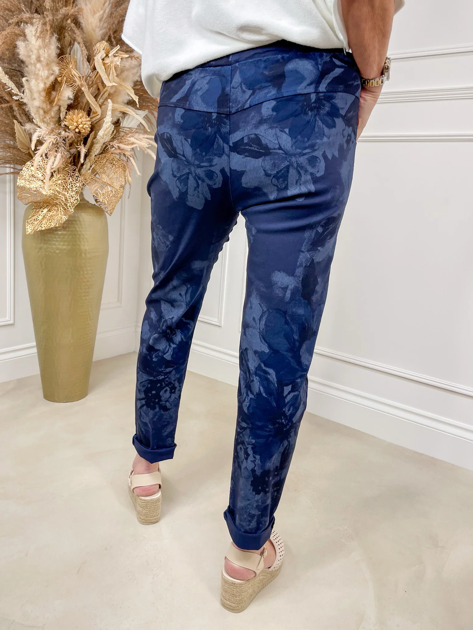 Magic Pant - Navy Floral - Image 5