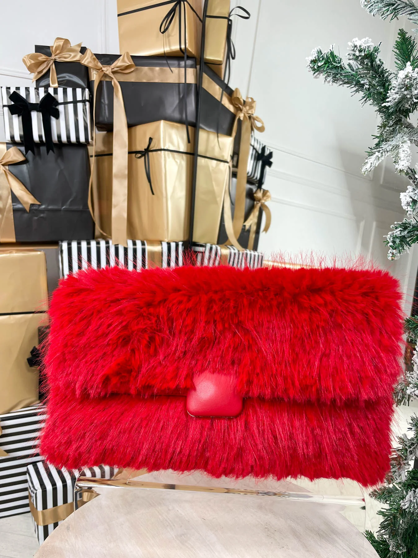 Noella Clutch - 2 Colours - Image 2
