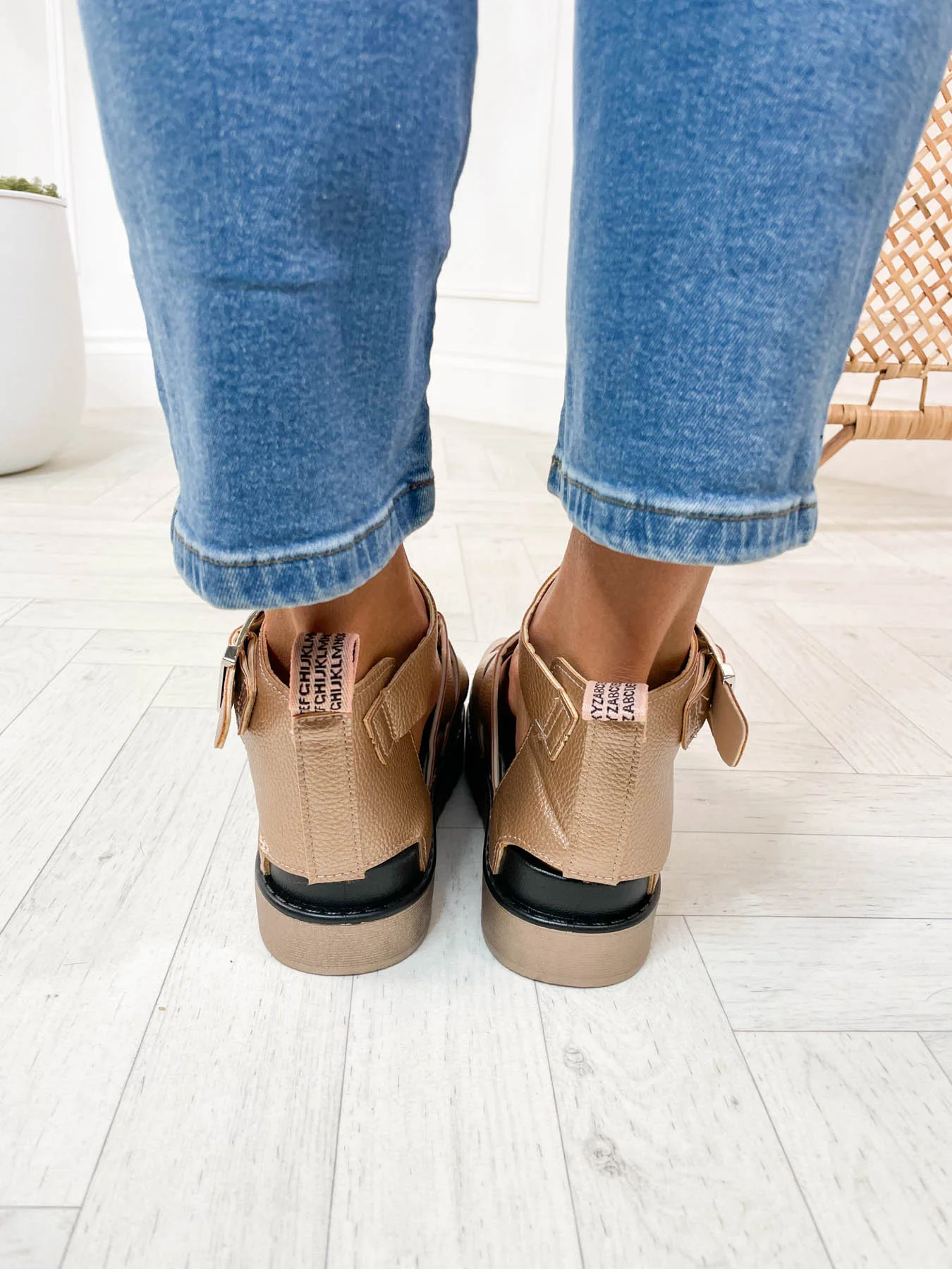 Rome Sandals - 3 Colours - Image 12