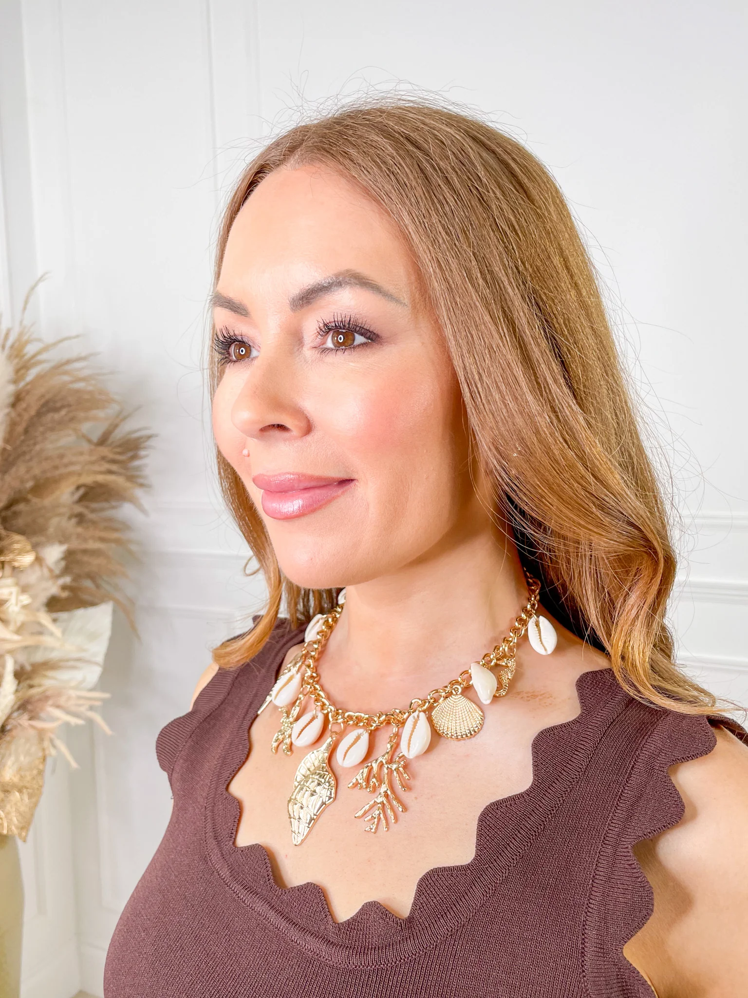 Sea Shell Necklace & Earrings Set- Gold - Image 5
