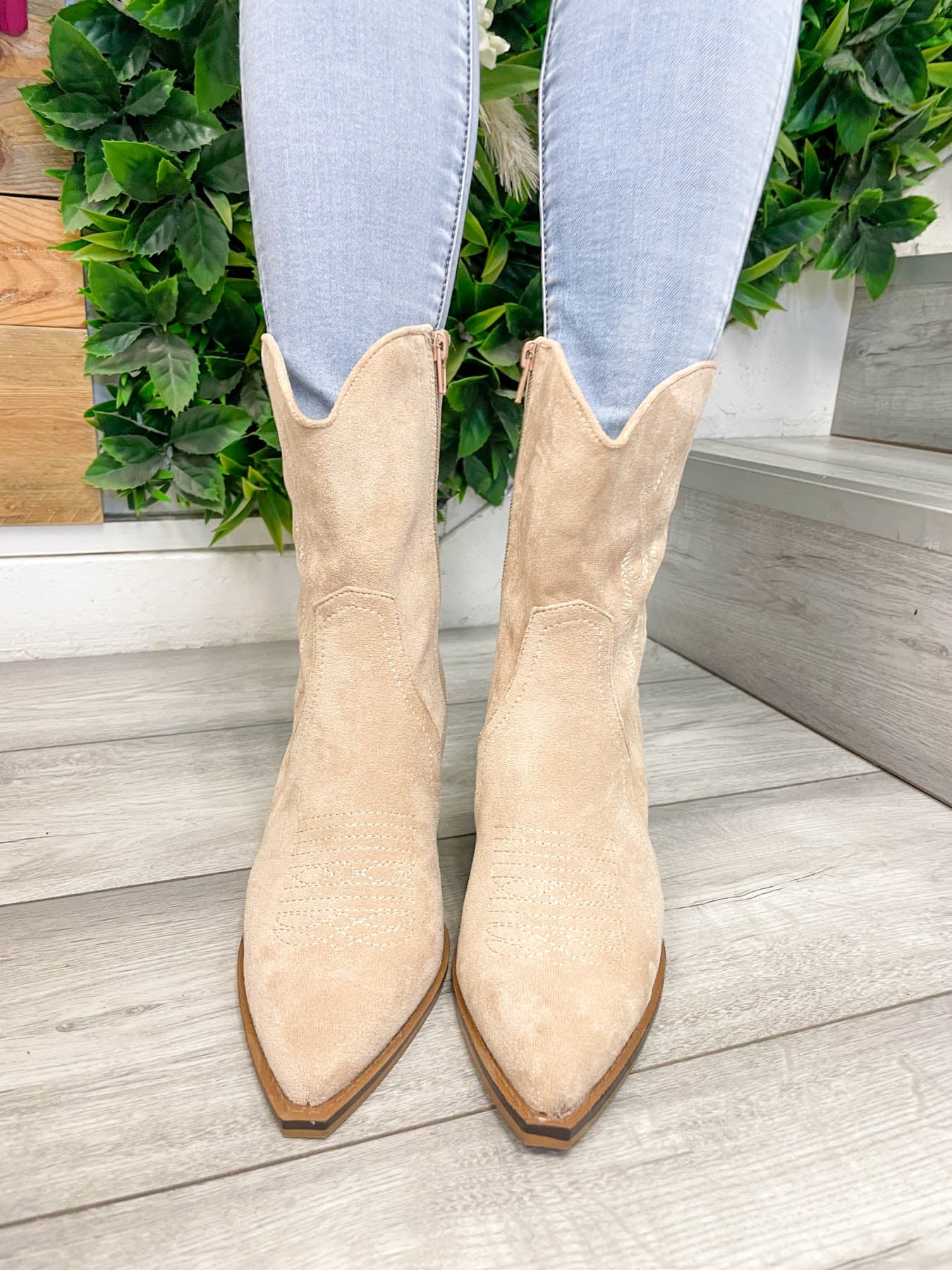 Shania Boot - 2 Colours - Image 4