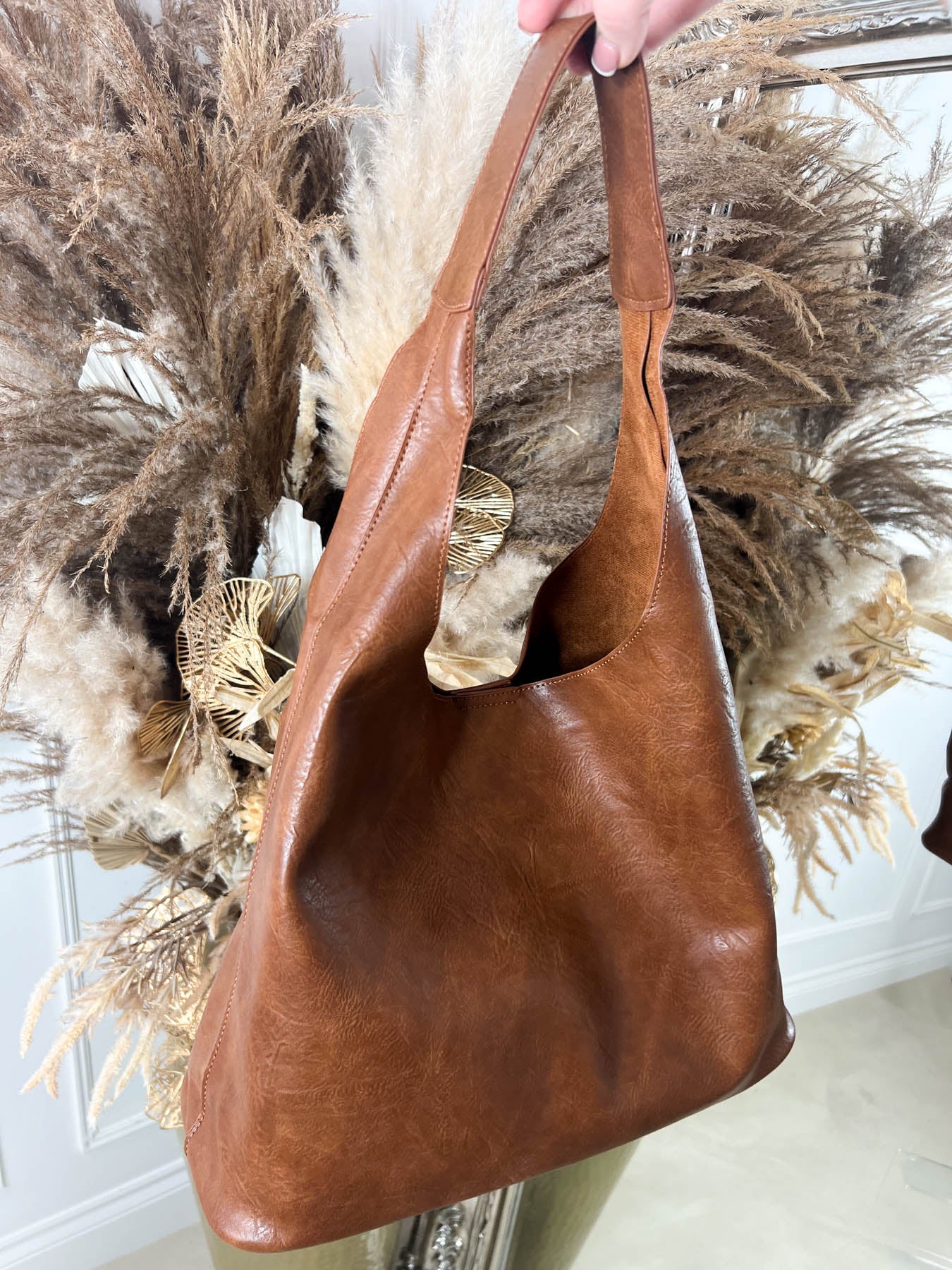 Soho Leather Shoulder Bag - Tan - Image 4