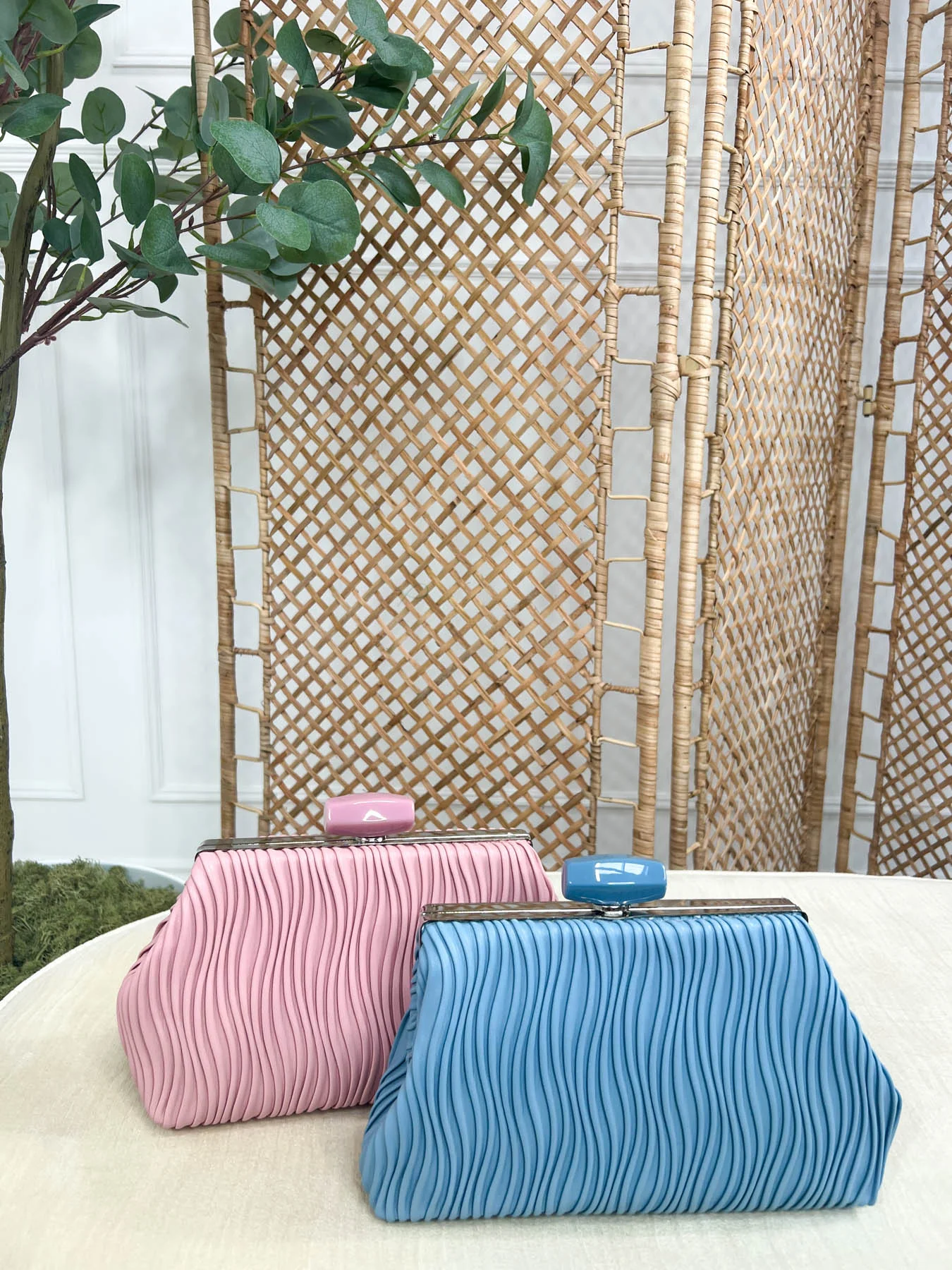 Symi Clutch - 2 Colours