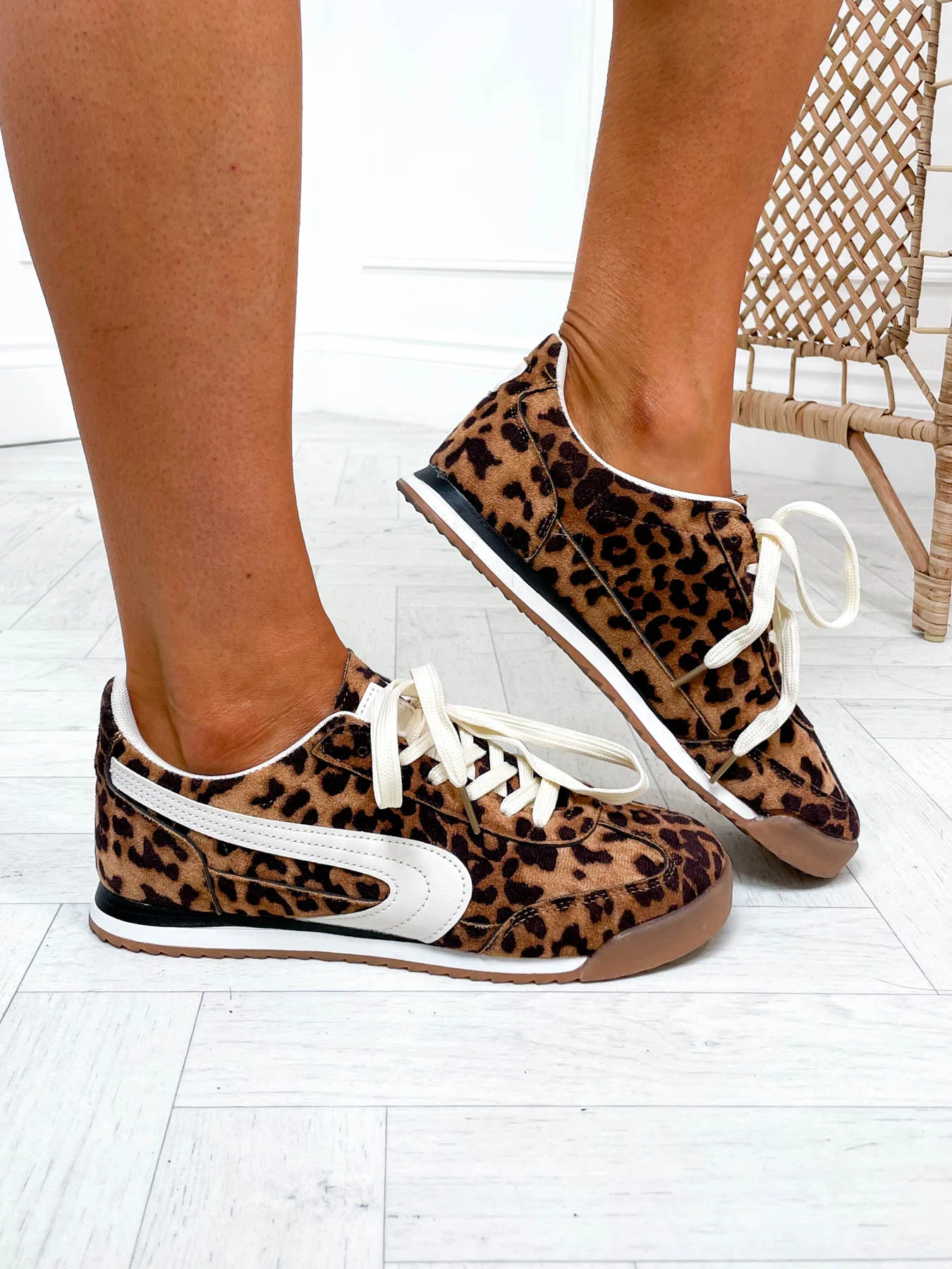 Taye Trainer - Image 2