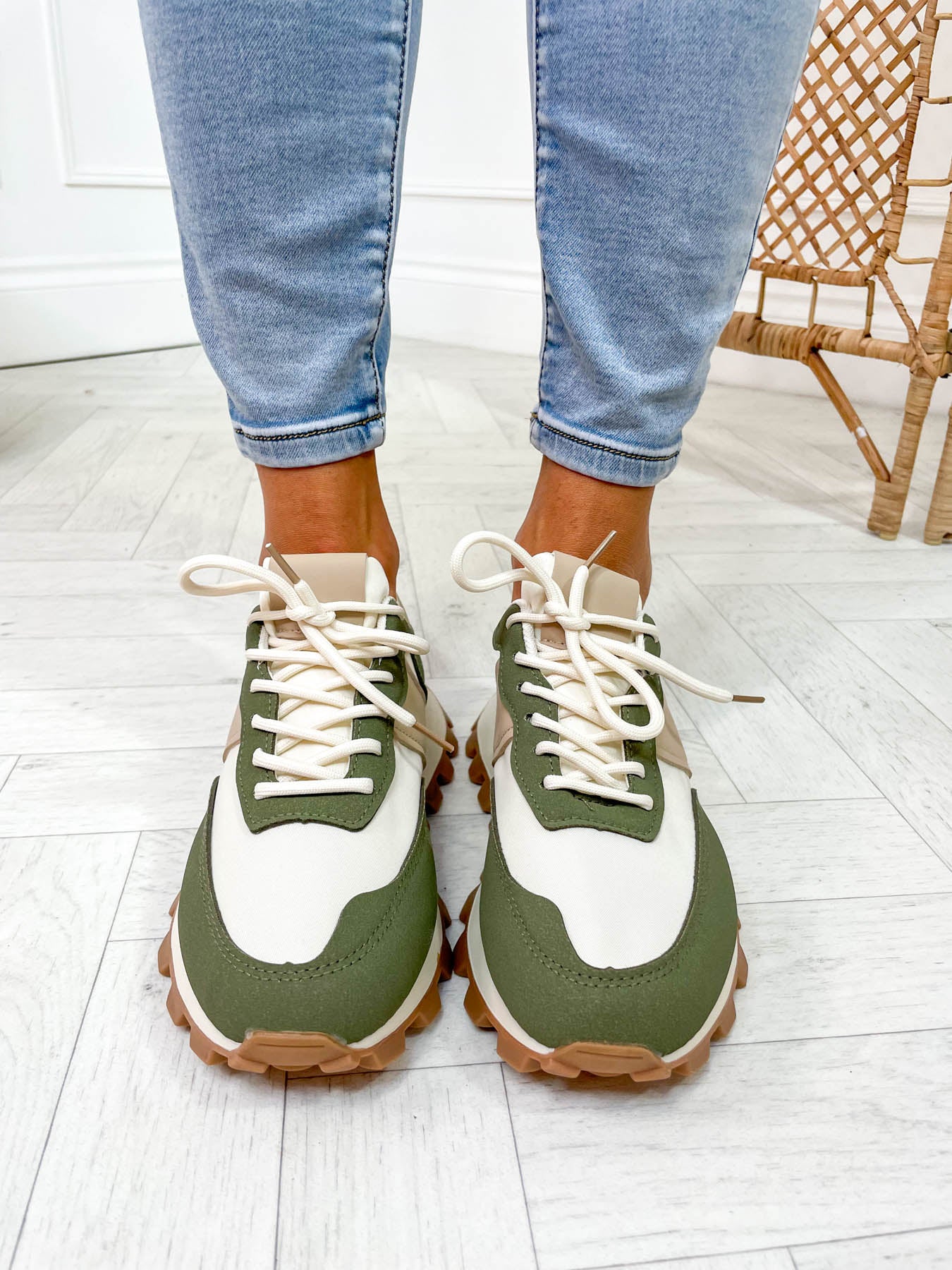 Tiffany Trainers - 2 Colours - Image 5