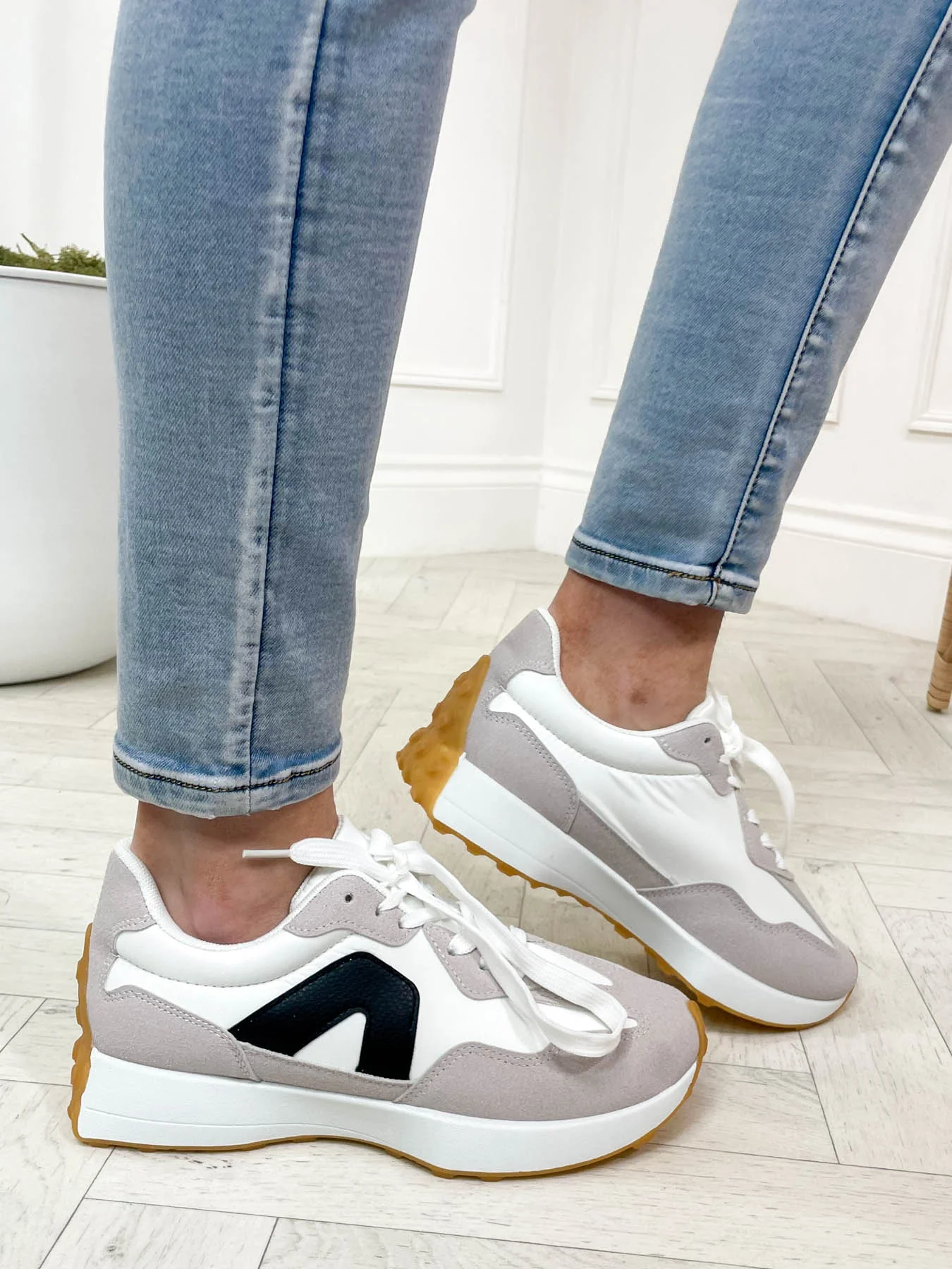 Tina Trainers - 2 Colours - Image 3