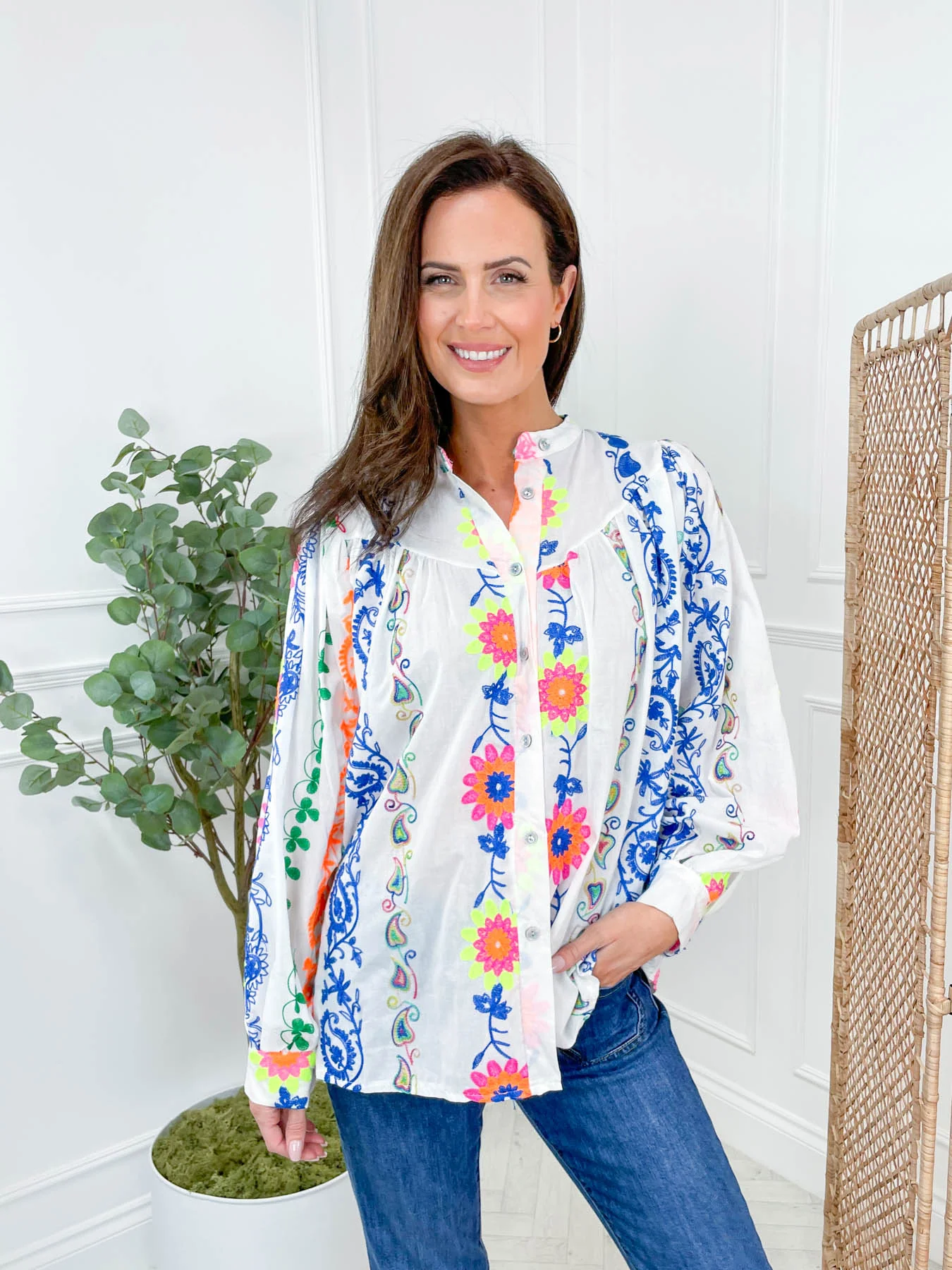 Zayna Shirt - 2 Colours - Image 11